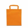 Kleine Vliestasche mit kurzen Griffen in orange