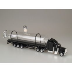 LKW mit Schnapsflasche