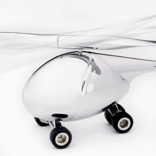 Helikopter mit Brieföffner und Kugelschreiber